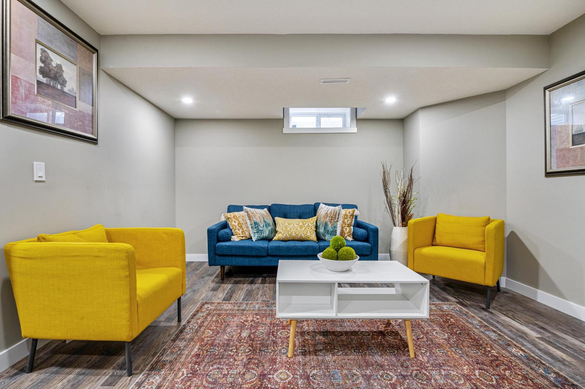 Modern 2 Bedroom Basement Suite With Laundry YYC Exteriér fotografie